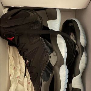 Nike Black Sneakers with Chunky Sole and Mesh Upper